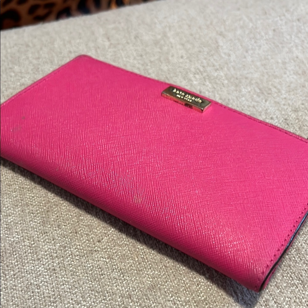 Kate Spade Vibrant Pink Wallet - Picture 7 of 8